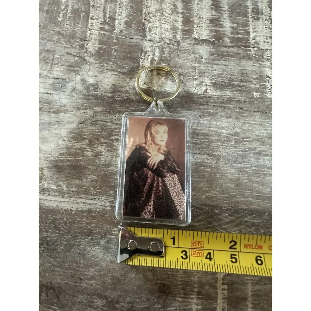 N/A vintage keychain